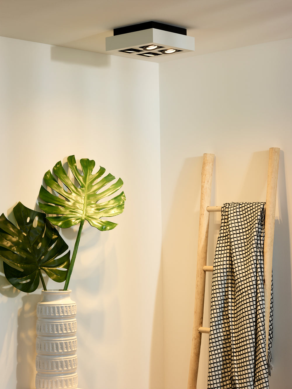 Spot LED de plafond Lucide XIRAX, 4x5W GU10, dim to warm 2200K-3000K, IP20, carré Aluminium blanc