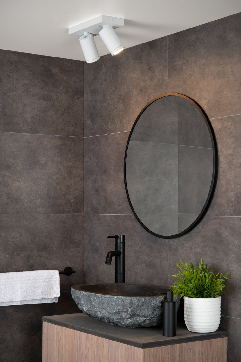 Lucide TAYLOR faretto da soffitto LED per bagno, 2x5W GU10, 2200K-3000K dim to warm, IP44 Bianco Sabbia