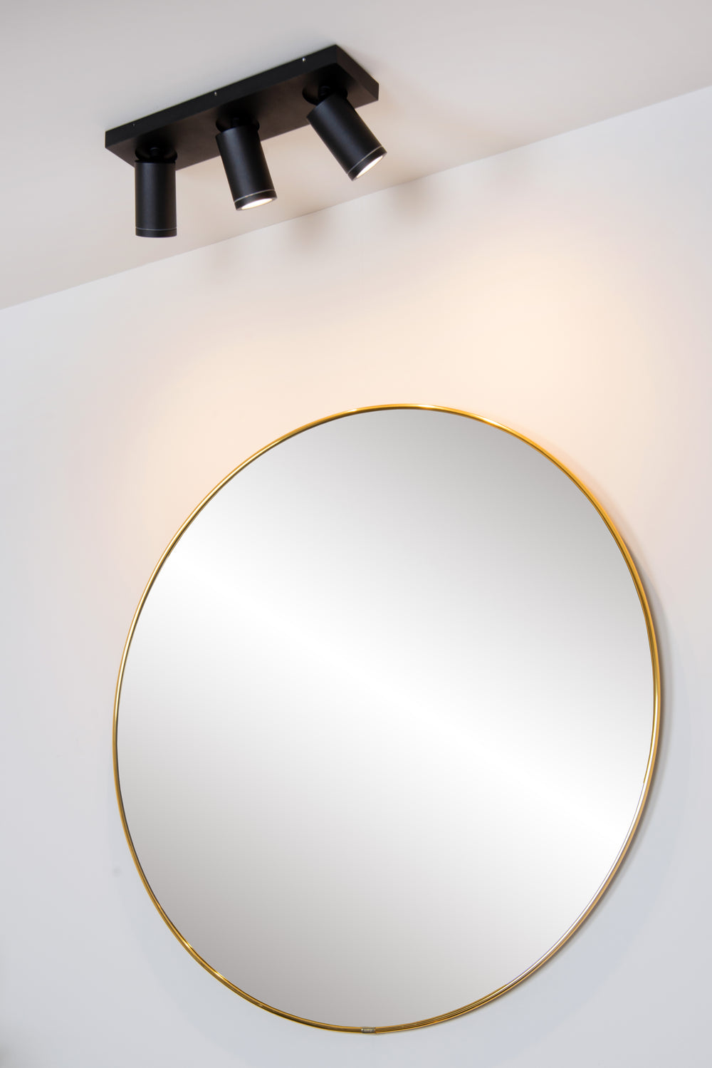 Lucide Taylor LED Deckenstrahler für Badezimmer, 3x5W GU10 dim to warm 2200K-3000K, IP44, Sand Schwarz