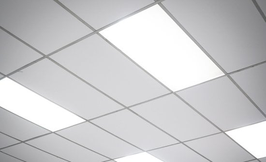 LCB LED Panel 120x60cm Bakbelyst ECO 60W 6600 lumen 6000K Dagsljusvit UGR22 Opalvit IP20
