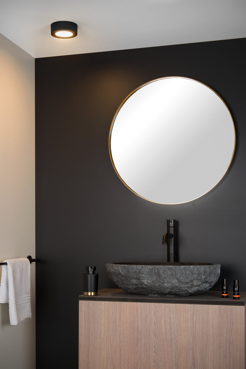 Lucide BRICE LED Badezimmer-Deckenleuchte, rund 8W dimmbar 3000K IP44 Matt Schwarz Ø117mm