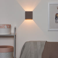 Aplique de pared Lucide GIPSY, diseño moderno cuadrado de hormigón, casquillo G9, 25W máx, regulable, 220-240V, IP20, Gris
