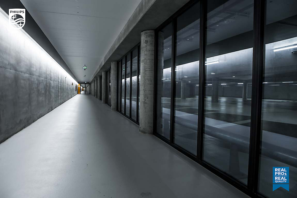 Philips LED tube 150mm T8 for energy-efficient lighting