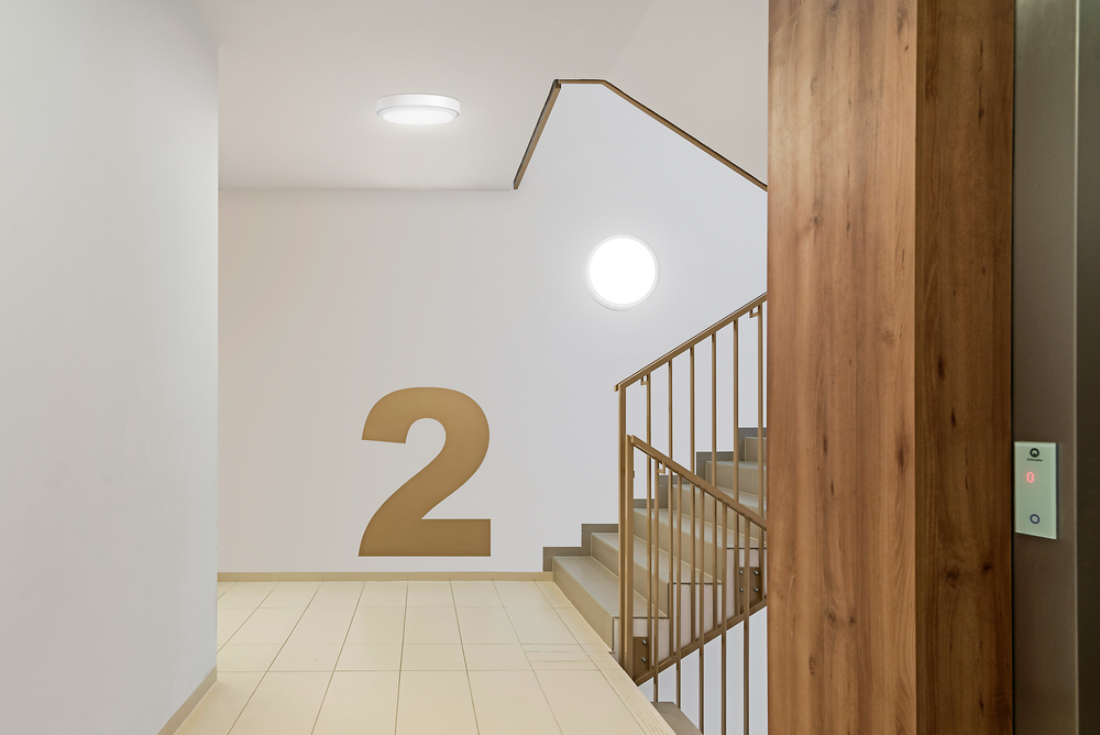 Philips CoreLine Vægmonteret LED-lys, 12W/20W, 2700K/3000K/4000K, 1200-2000 lumen, IP65 IK10 Hvid