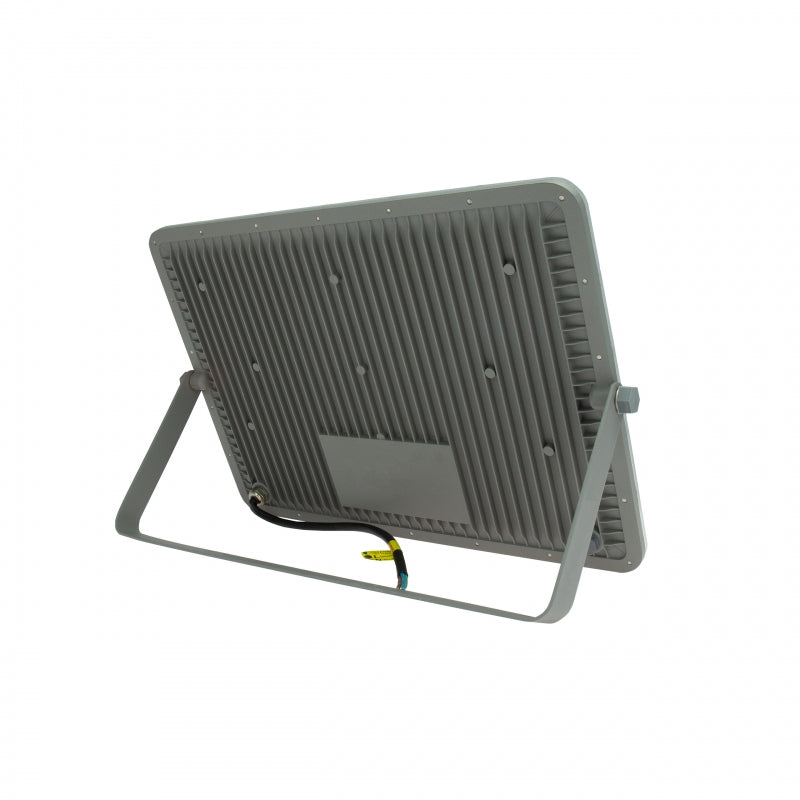 Spectrum NOCTIS MAX LED Strålkastare 150W 6500K 14000 lumen 230V IP65 IK08 85° Strålvinkel Grå Hölje Utomhus